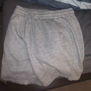 H&M grey sweatshorts
